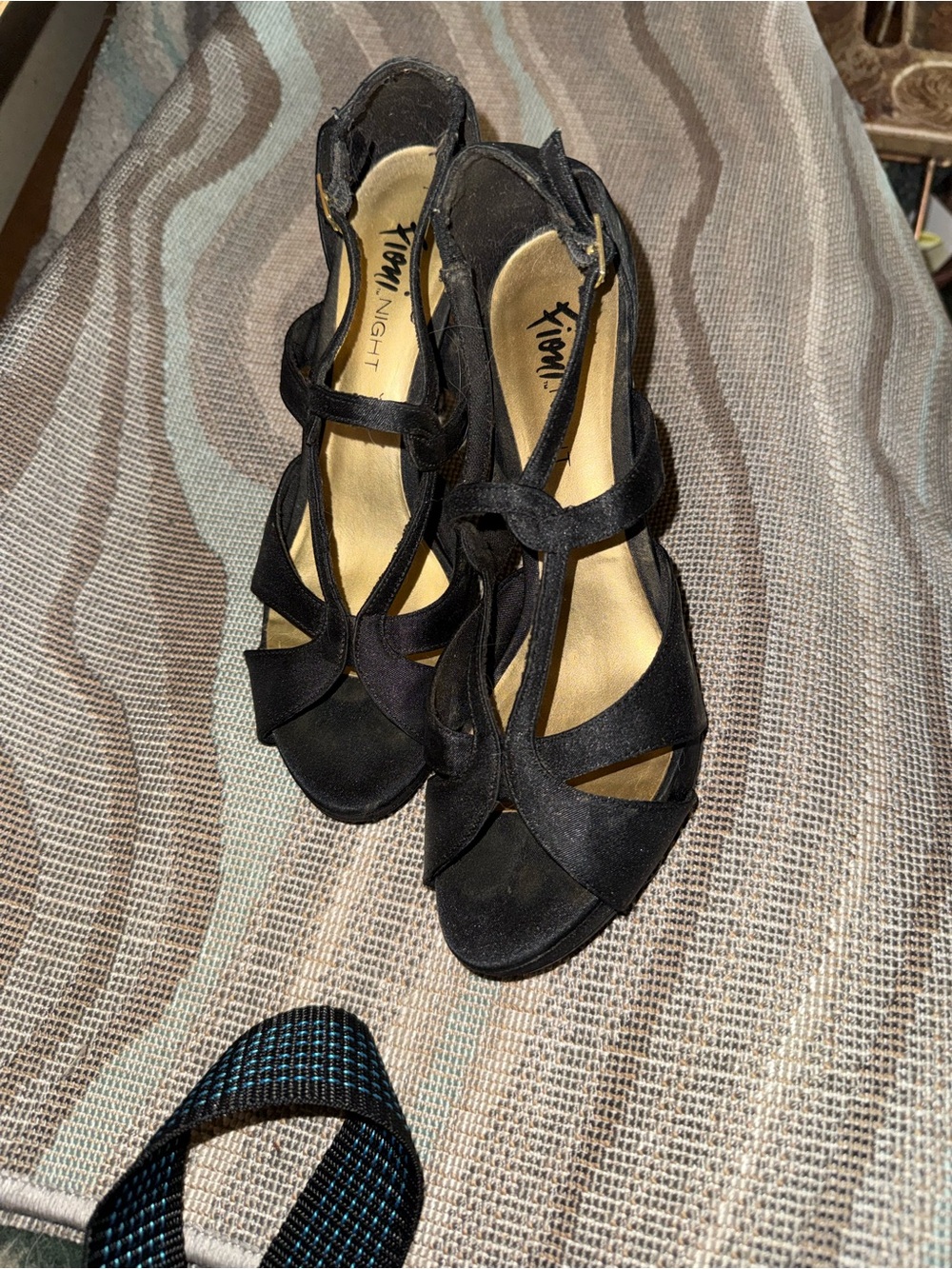 Fioni Black Strappy Women's Dress Sandals